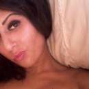 Naughty Reyna from Catskills Ready to Play in Live Sex Chat